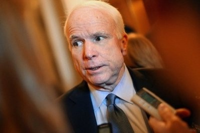 John McCain: Mỹ cần giúp ASEAN trong các tranh chấp ở Biển Đông - 1