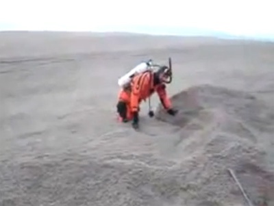 Tro bụi núi lửa Chile xâm lấn mặt hồ Argentina - 1 Tro bụi núi lửa Chile xâm lấn mặt hồ Argentina - 1