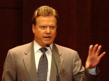 Thượng nghị sĩ Mỹ thăm châu Á và bàn về Biển Đông - 1 Thượng nghị sĩ Mỹ thăm châu Á và bàn về Biển Đông - 1