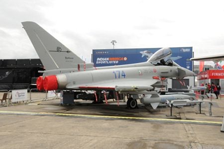 Các máy bay quân sự “khủng” tại triển lãm hàng không - 3