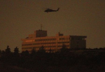 Trực thăng NATO kết thúc vụ tấn công dữ dội khách sạn Afghanistan - 3 Trực thăng NATO kết thúc vụ tấn công dữ dội khách sạn Afghanistan - 3