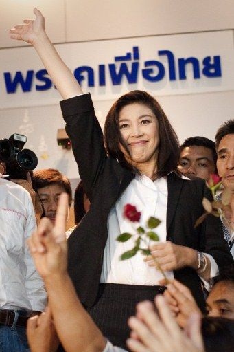 Đảng Puea Thai ăn mừng chiến thắng bầu cử - 3