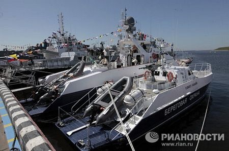 Tàu chiến thế giới hội tụ tại triển lãm hải quân Nga - 2