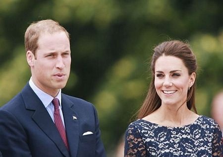 William-Kate gây “sốt” trong chuyến “xuất ngoại” đầu tiên - 1 William-Kate gây “sốt” trong chuyến “xuất ngoại” đầu tiên - 1