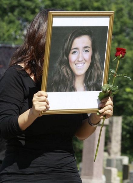 Lễ tang xúc động của nạn nhân vụ tấn công khủng bố Na Uy - 1