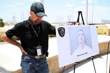 An ninh Mỹ phá âm mưu khủng bố căn cứ quân sự  - 1