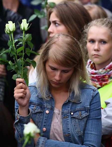 100.000 người tham gia “tuần hành hoa hồng” ở Na Uy - 9