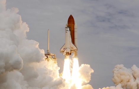 Tàu con thoi Atlantis cất cánh cho chuyến bay lịch sử cuối cùng - 1