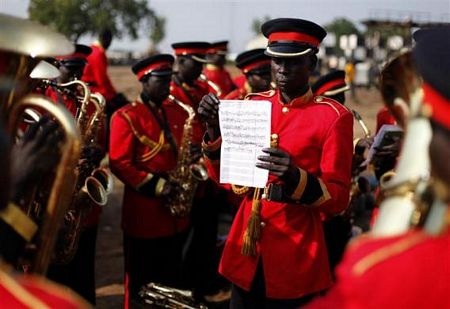 Thăm quốc gia “trẻ” nhất thế giới - 10