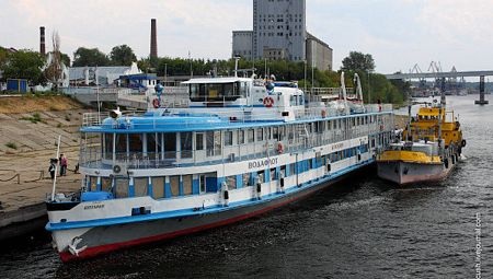 Tàu du lịch chìm trên sông Volga, 102 người mất tích - 1 Tàu du lịch chìm trên sông Volga, 102 người mất tích - 1