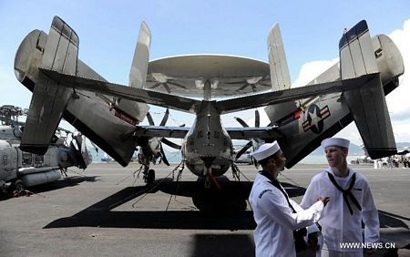Ngắm tàu sân bay Mỹ tại cảng Hồng Kông - 4 Ngắm tàu sân bay Mỹ tại cảng Hồng Kông - 4