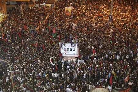 Phe nổi dậy Libya tiến vào thủ đô Tripoli - 15 Phe nổi dậy Libya tiến vào thủ đô Tripoli - 15