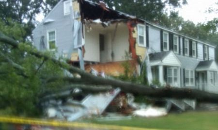 Bão Irene hoành hành bờ đông nước Mỹ  - 3