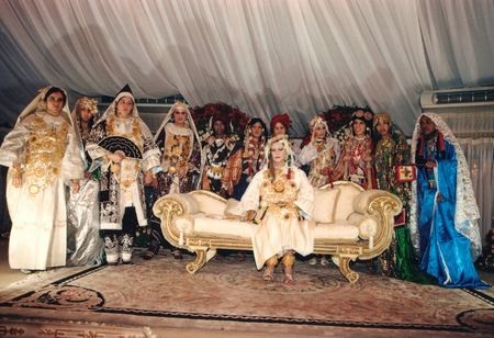 Album ảnh gia đình hiếm thấy của Đại tá Gadhafi - 22