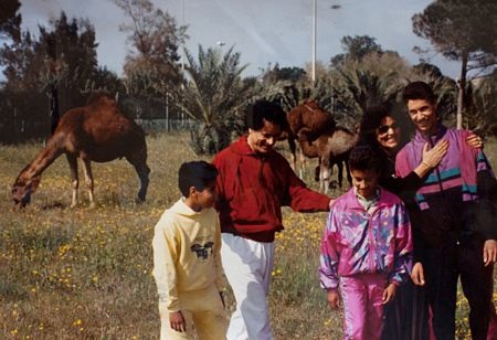 Album ảnh gia đình hiếm thấy của Đại tá Gadhafi - 2