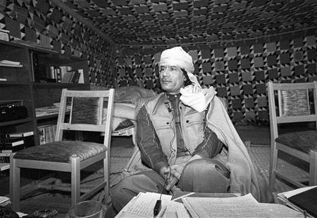 42 năm cầm quyền của Đại tá Gadhafi - 4