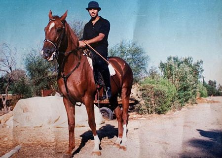 Album ảnh gia đình hiếm thấy của Đại tá Gadhafi - 8