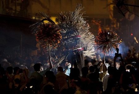 Châu Á nô nức đón mừng Tết Trung thu - 13