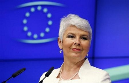 Những “bóng hồng” nắm quyền khắp thế giới  - 10