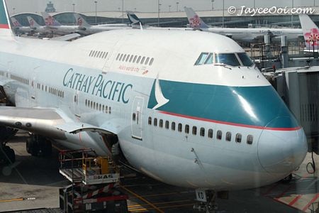 Hãng hàng không Cathay Pacific tai tiếng vì bê bối tình dục - 1