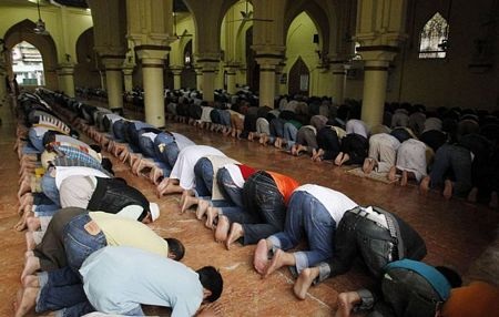 Thế giới Hồi giáo bắt đầu thánh lễ Ramadan - 2