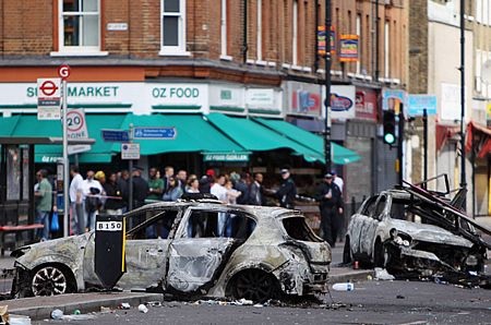 London tan hoang sau vụ bạo động  - 17