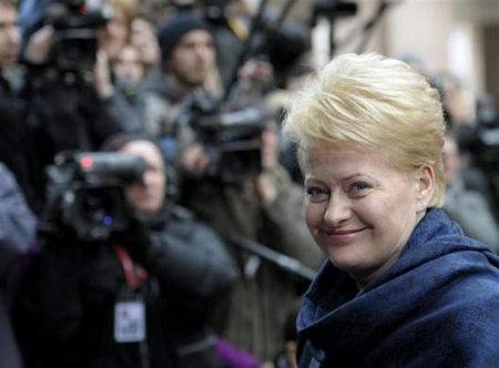 Những “bóng hồng” nắm quyền khắp thế giới  - 8