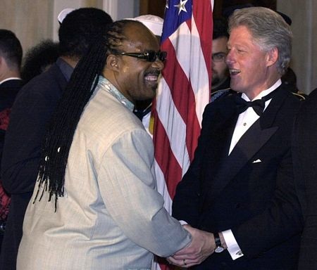 Bill Clinton làm bạn với người nổi tiếng - 14