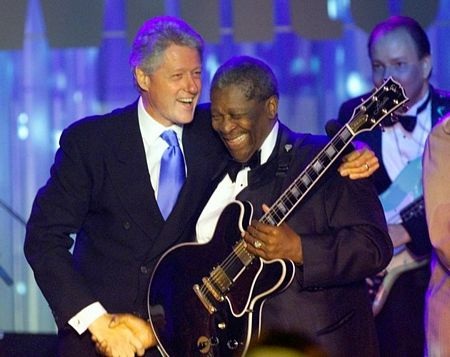 Bill Clinton làm bạn với người nổi tiếng - 15