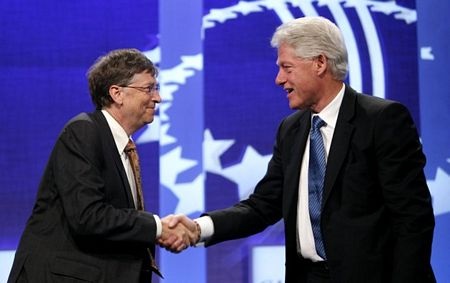 Bill Clinton làm bạn với người nổi tiếng - 9