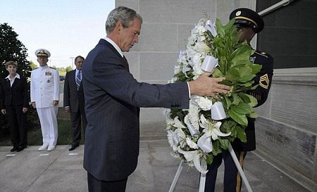 Mỹ bắt đầu các hoạt động tưởng niệm sự kiện 11/9  - 14