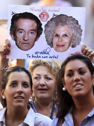 Nữ công tước Tây Ban Nha kết hôn lần 3 ở tuổi 85 - 15