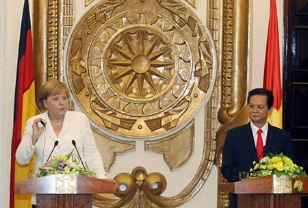 Ảnh Thủ tướng Đức Angela Merkel tại Hà Nội - 8