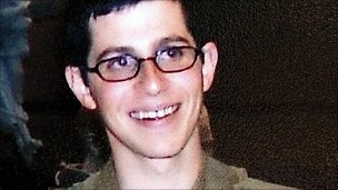 Israel, Hamas đạt thoả thuận trao đổi 1.000 tù nhân lấy 1 - 1