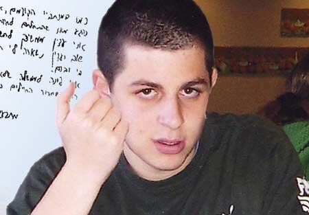 Tiến trình trao đổi tù nhân Israel-Hamas bắt đầu - 1 Tiến trình trao đổi tù nhân Israel-Hamas bắt đầu - 1