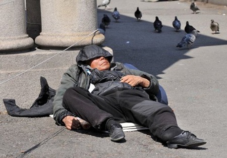 Bắt kẻ giả môi giới đàn ông vô gia cư Hàn Quốc với phụ nữ Việt - 1 Bắt kẻ giả môi giới đàn ông vô gia cư Hàn Quốc với phụ nữ Việt - 1