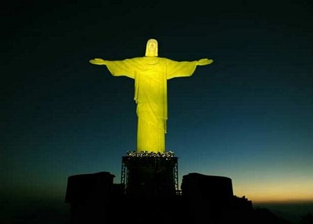 Tượng Chúa Giêsu khổng lồ tại Brazil mừng 80 năm tuổi - 13