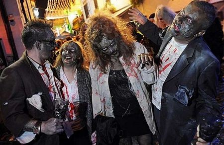 Tưng bừng lễ hội Halloween khắp thế giới  - 4