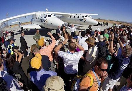 Khai trương sân bay vũ trụ đầu tiên trên thế giới  - 10