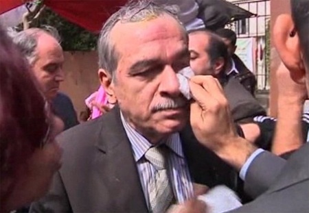 Phe đối lập Syria bị ném trứng tại Cairo - 1 Phe đối lập Syria bị ném trứng tại Cairo - 1