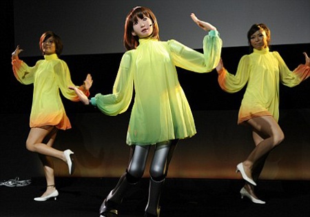 Tỷ lệ người độc thân ở Nhật tăng kỷ lục - 1