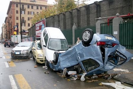 Lũ quét bất ngờ tại Italia, 6 người chết - 2 Lũ quét bất ngờ tại Italia, 6 người chết - 2