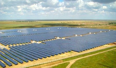 Thăm nhà máy điện mặt trời hàng đầu châu Âu - 1