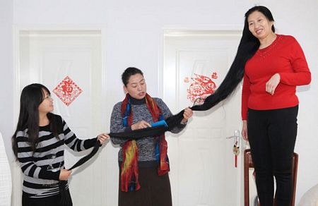 Nổi tiếng với mái tóc dài lê thê - 5 Nổi tiếng với mái tóc dài lê thê - 5