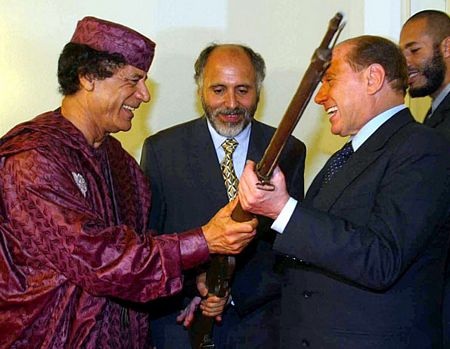 Sự nghiệp thăng trầm của Thủ tướng Silvio Berlusconi - 8