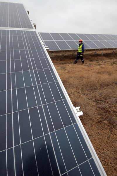 Thăm nhà máy điện mặt trời hàng đầu châu Âu - 9