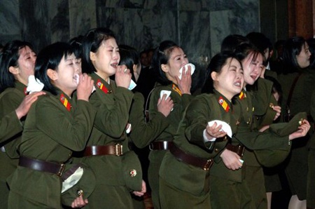 Nước mắt và tuyết trắng bao trùm tang lễ Chủ tịch Triều Tiên Kim Jong-il - 7