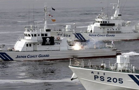 Nhật Bản bắt giữ thuyền trưởng tàu Trung Quốc - 1