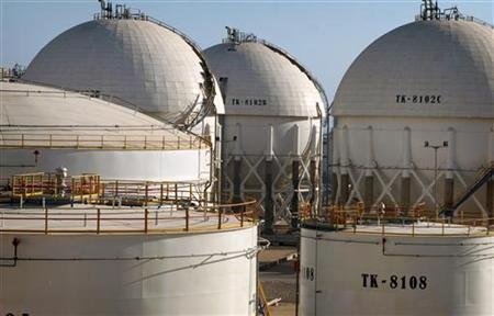 EU đồng ý cấm vận dầu mỏ Iran, căng thẳng Iran-phương Tây gia tăng - 1