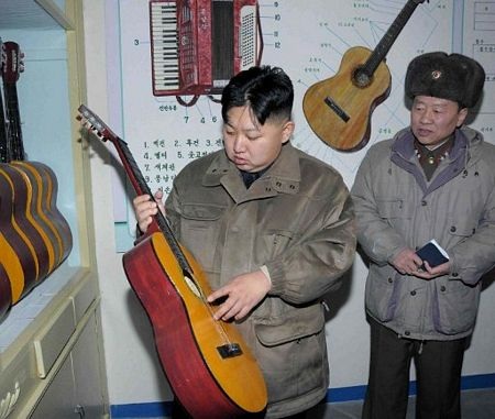 Kim Jong-Un thị sát một đơn vị quân đội - 9